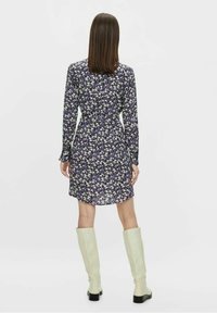 Pieces Abito a camicia - green