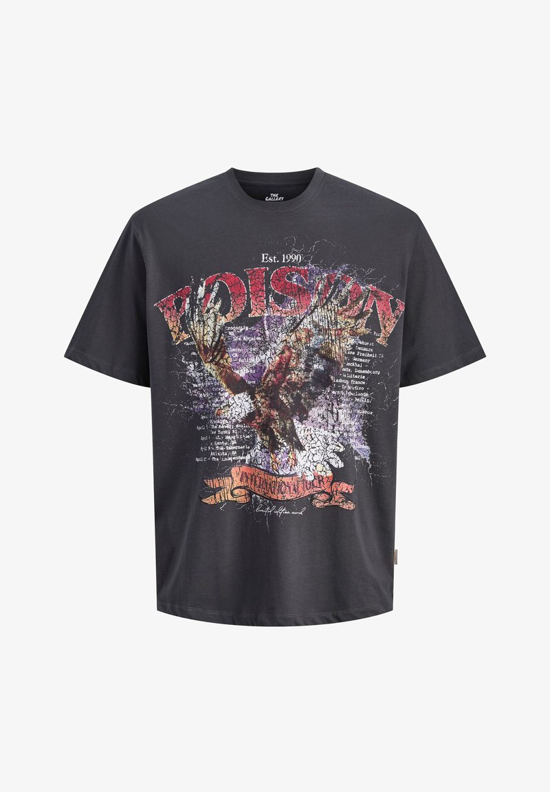 Zwart oversized T-shirt met grote verweerde adelaarsafbeelding, rode tekst "POISON" en vintage-stijl banner met sierlijke letters.