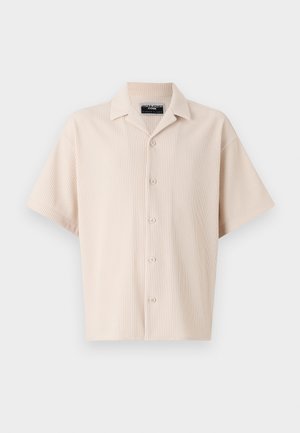 Beež lühikeste varrukate ja kaelusega särk, millel on vertikaalsed triibud, nööpide sulgemine ja lõtv sobivus. Sile tekstuur.