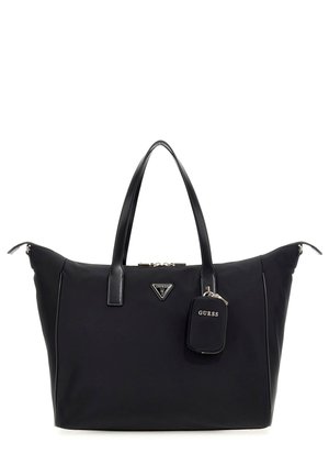 Sac fourre-tout noir en nylon avec des accents en cuir, fermeture éclair, doubles poignées, et un porte-clés noir détachable avec le logo "GUESS".
