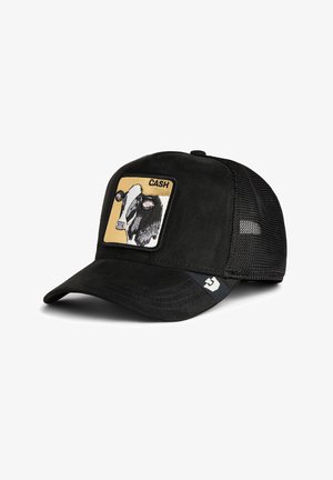 Schwarze Baseballkappe mit Netzrücken und Wildlederfront, mit einem Aufnäher eines Kuhkopfs und dem Wort "CASH" auf beigefarbenem Hintergrund.