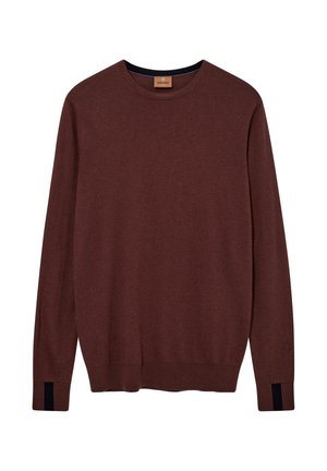 Pulover z dolgimi rokavi iz temno rjave pletene tkanine. Okrugel ovratnik z mornarsko modrimi dodatki na robovih manšet. Mehak material in sproščen kroj.