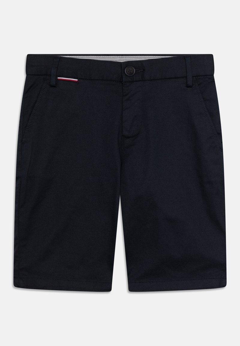 Pantalones cortos azul marino hechos de mezcla de algodón, con cierre de botón, dos bolsillos laterales y un detalle sutil de cintura con rayas.