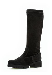 Zwarte suède kniehoge laars met een blokhak, ronde neus, zijnaaddetails en een rubberen zool voor grip. Gladde textuur over het geheel.