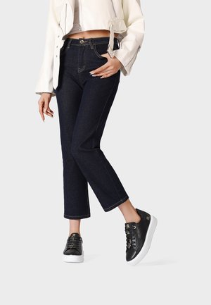 Queen Helena, X35-1 - Sneakers basse - nero