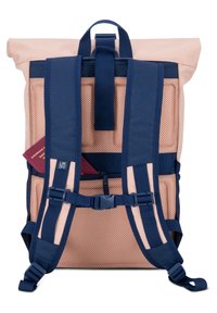 Larkson NO 4 - Dagryggsäck - blau