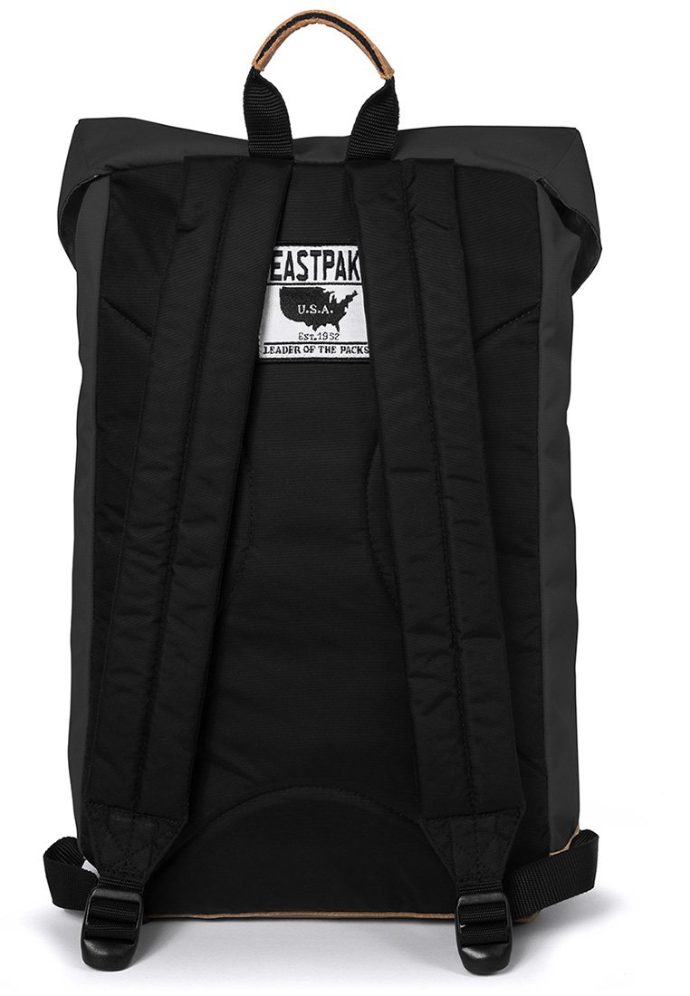 eastpak rowlo into black