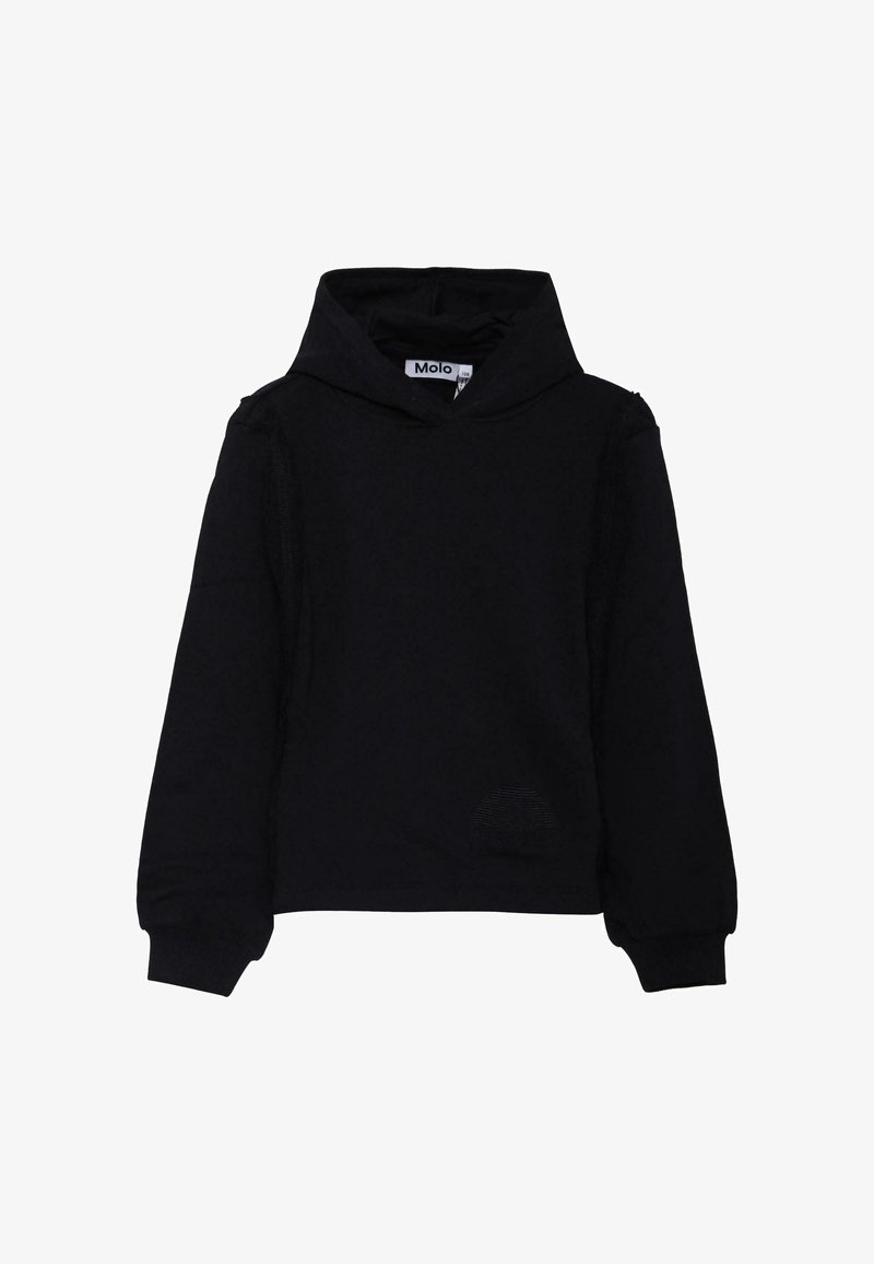 Zwarte hoodie van zachte stof, met een trekkoordkap, ribgebreide manchetten en een textuurpatch-detail op de voorkant.