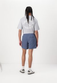 Thumbnail Image 4