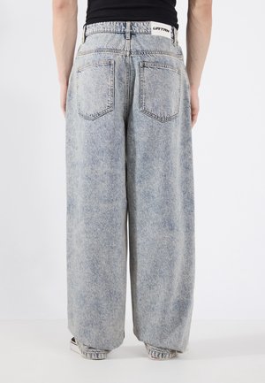 Vaqueros baggy - used denim
