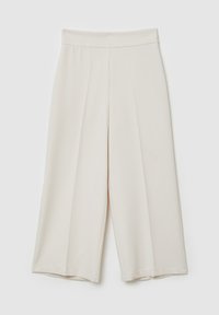 Cream-colored culottes made of smooth fabric, featuring a wide-leg design, pleats at the front, and an elastic waistband.
