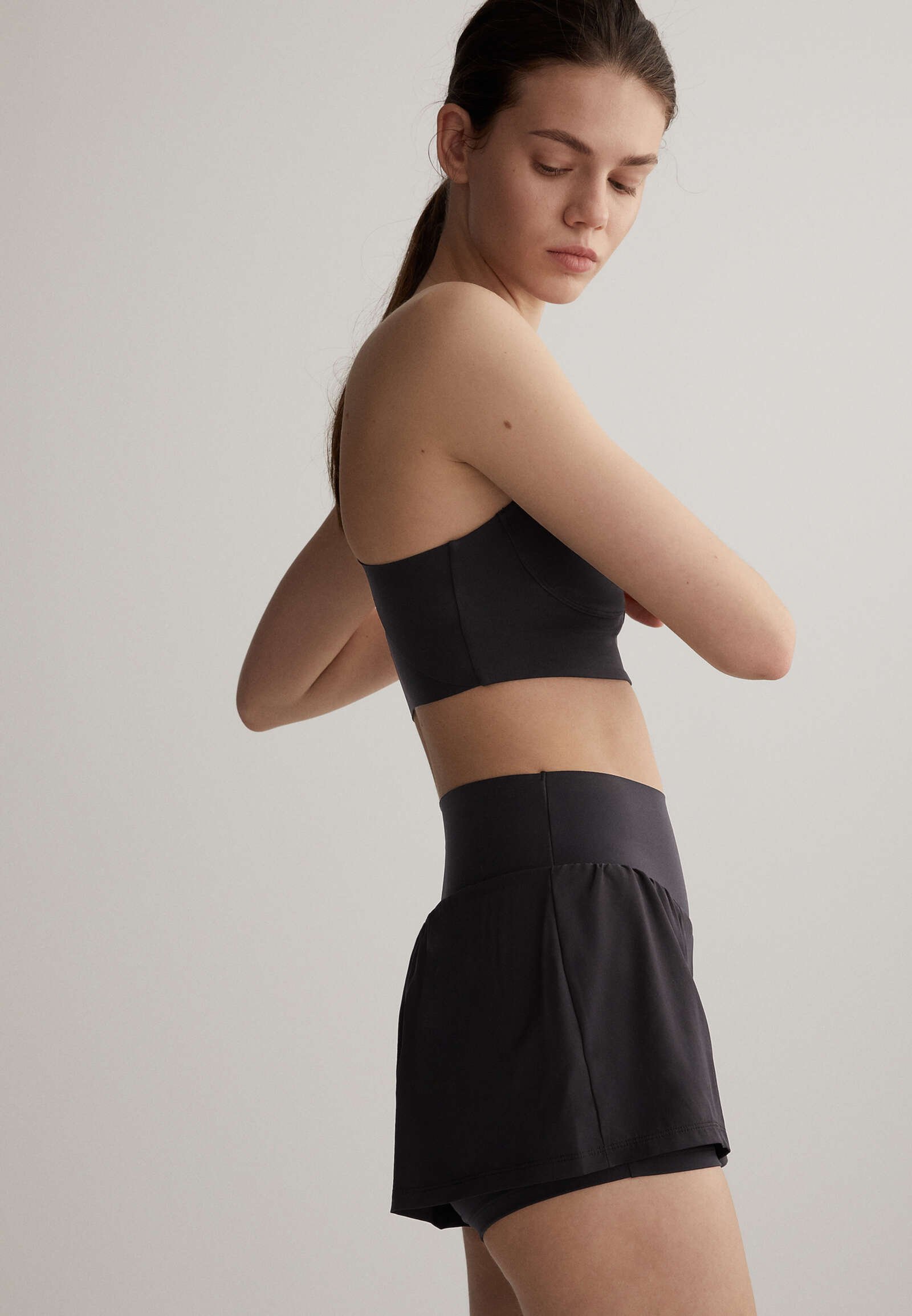 OYSHO BASIC - Pantaloncini sportivi - black/nero - Zalando.it