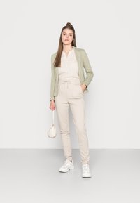 Vero Moda VMPOEL - Blusa - off white
