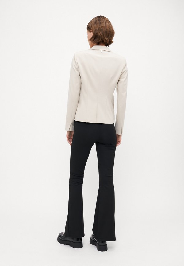 ONLKYRA LIFE FIT - Blazer - nacreous cloud3