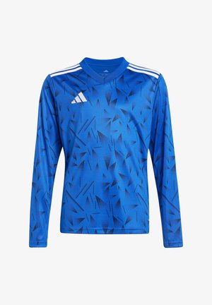 Maglia atletica a maniche lunghe di colore blu con un motivo geometrico, realizzata in tessuto liscio. Presenta tre strisce bianche sulle spalle e un collo a V.