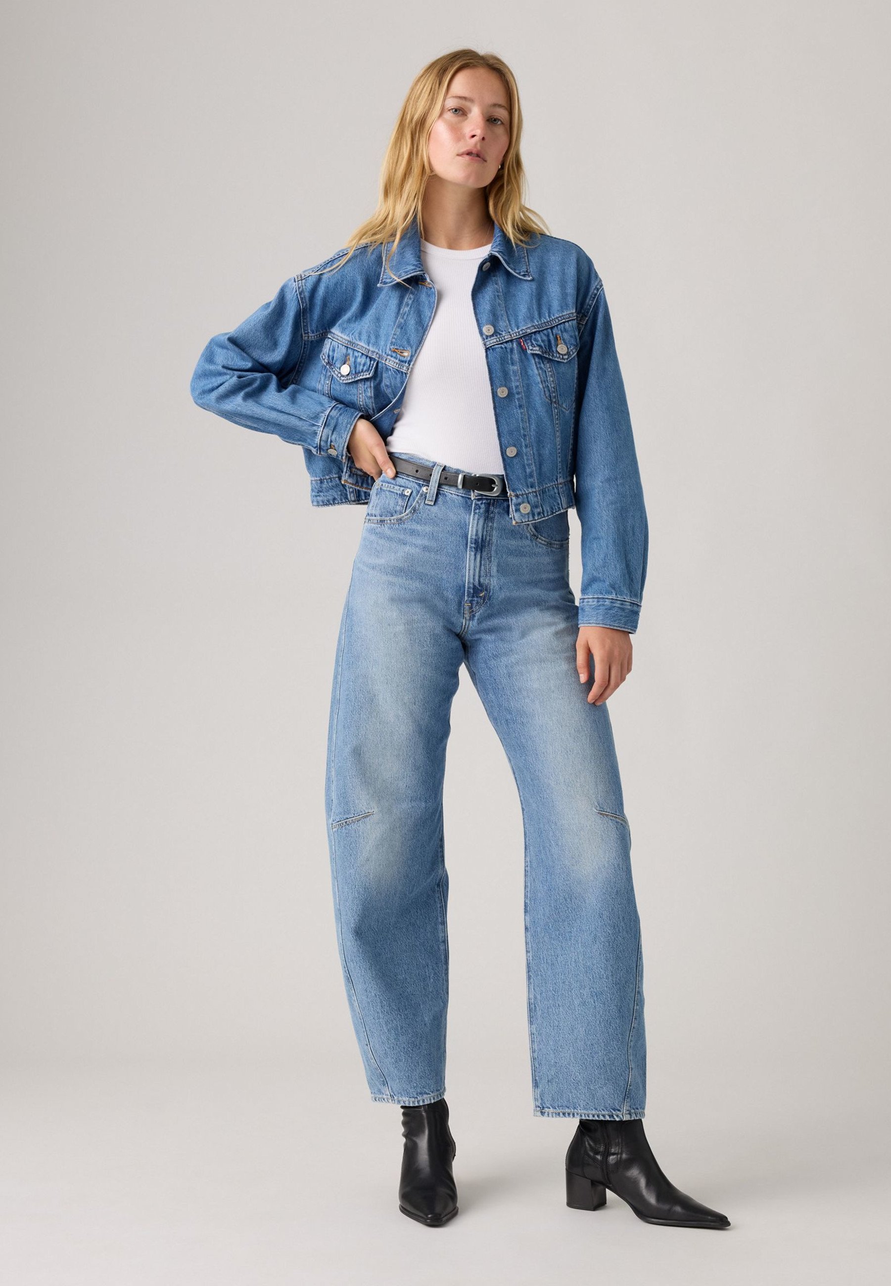 Levi's® CINCH BARREL - Calças de ganga de corte relaxado - let