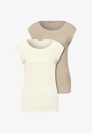 Twee dames tops met aansluitende korte mouwen, een in beige en een in gebroken wit, met ronde halslijnen en Street One labels in de kraag.