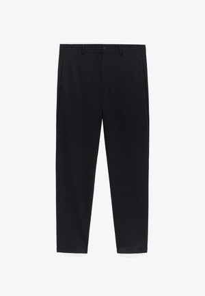 Czarne spodnie wykonane z gładkiego materiału, charakteryzujące się prostym krojem, dwoma przednimi kieszeniami oraz pojedynczym zapięciem na guzik w talii.