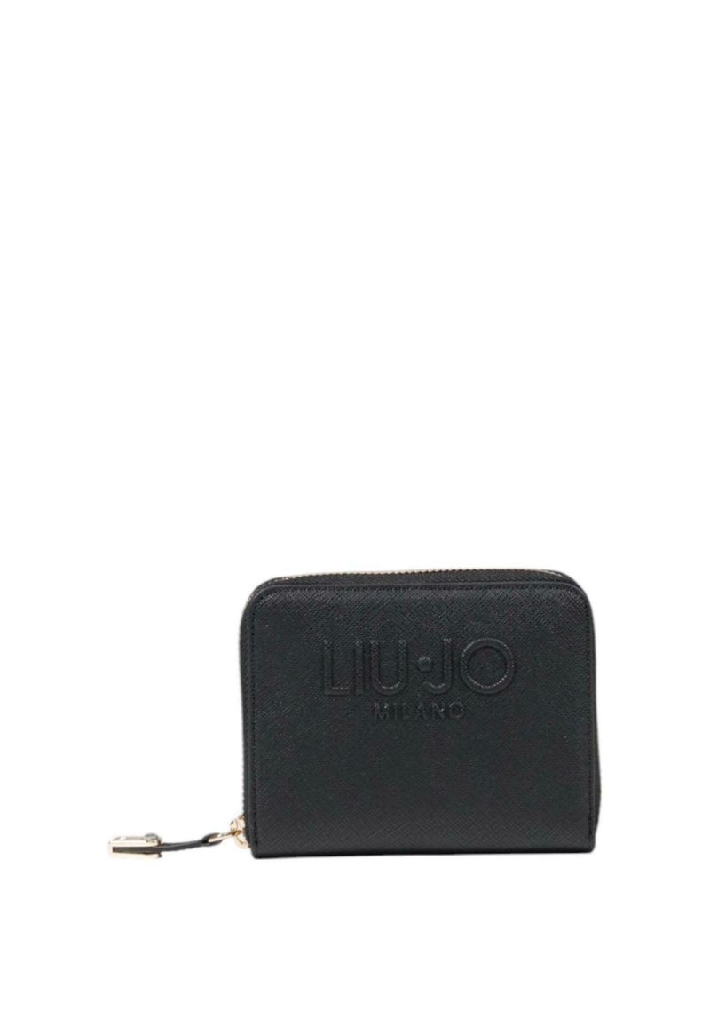 Portafoglio in pelle nera con logo embossato "LIU·JO MILANO", chiusura con zip e dettagli in oro. Forma rettangolare compatta con superficie testurizzata.