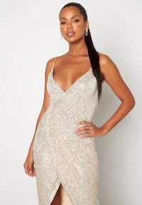 Bubbleroom DEEP BACK SEQUIN GOWN - Suknia balowa