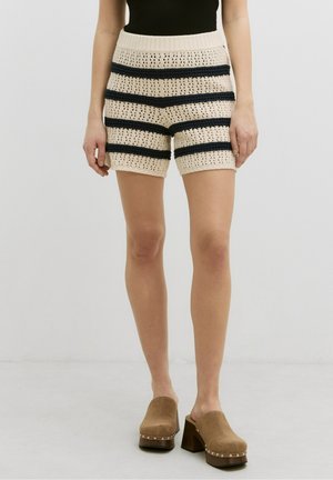 Shorts - beige