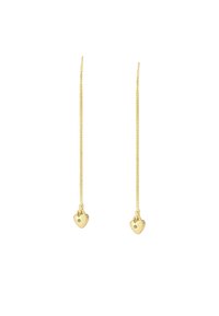 Pendientes de oro con cadenas finas y pequeños charms en forma de corazón, cada uno adornado con un detalle brillante en el centro.