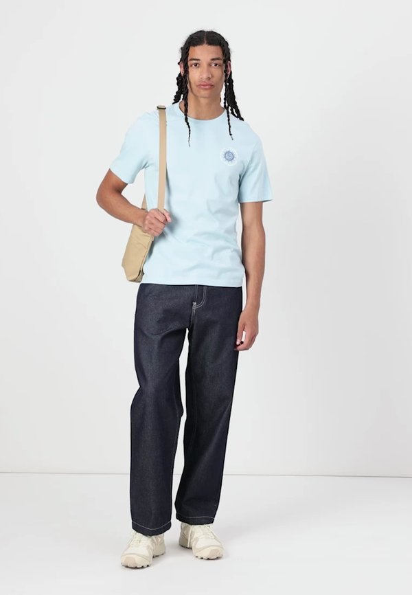 CHEST UNISEX - Print T-shirt - morning glory3