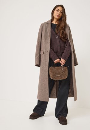 Clogs - mocca