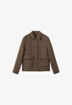 Chaqueta de mezcla de lana marrón con cuello, cierre de botón frontal y dos grandes bolsillos. Presenta una silueta rectángulo y mangas ajustadas.