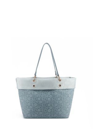 Borsa a spalla azzurro chiaro con corpo decorato da motivi e risvolto solido, dotata di sottili spallacci attaccati tramite anelli metallici.
