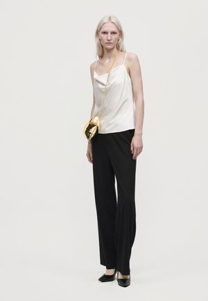 Even&Odd by Zalando, Чанта клъч - gold-coloured