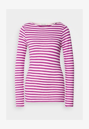 Long-sleeve T-shirt with a fitted shape, made of soft cotton. Features horizontal pink and white stripes and a wide neckline.