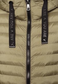 FUCHS SCHMITT Vinterfrakke - olive