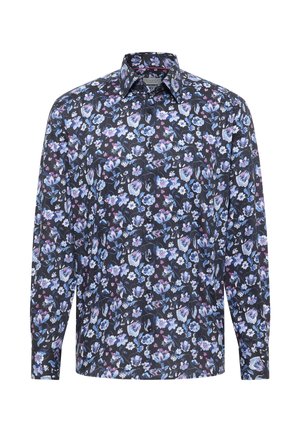 Schwarzes Hemd mit langen Ärmeln und Knopfleiste, mit einem Blumenmuster in Blau-, Lila- und Weißtönen, ausgestattet mit einem spitzen Kragen.