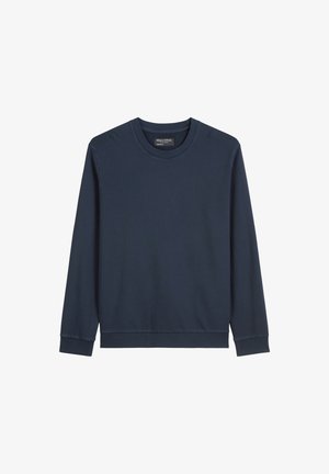 Granatowy sweter wykonany z miękkiego, strukturalnego materiału. Posiada długie rękawy, okrągły dekolt oraz ściągacze, a jego luźny krój zapewnia wygodę.