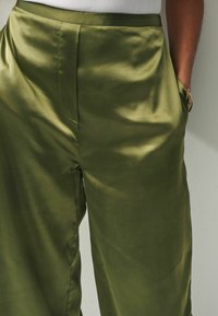Next ELASTICATED WIDE LEG - Nadrágok - green