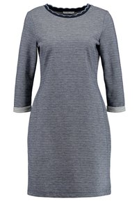 Blågrå klänning med trekvartslånga ärmar, rundad scallop-halsringning och kontrasterande ljusgrå ärmslut. Mjuk texturerad tyg.
