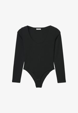 Body nero a maniche lunghe realizzato in tessuto liscio, con scollo a barchetta e chiusura a scatto sul fondo per una vestibilità sicura.