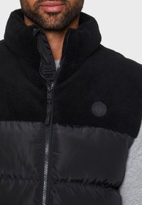 Threadbare Weste - black