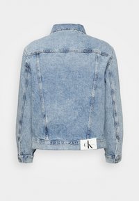 Calvin Klein Jeans REGULAR 90S JACKET UNISEX - Casaco de ganga - denim light