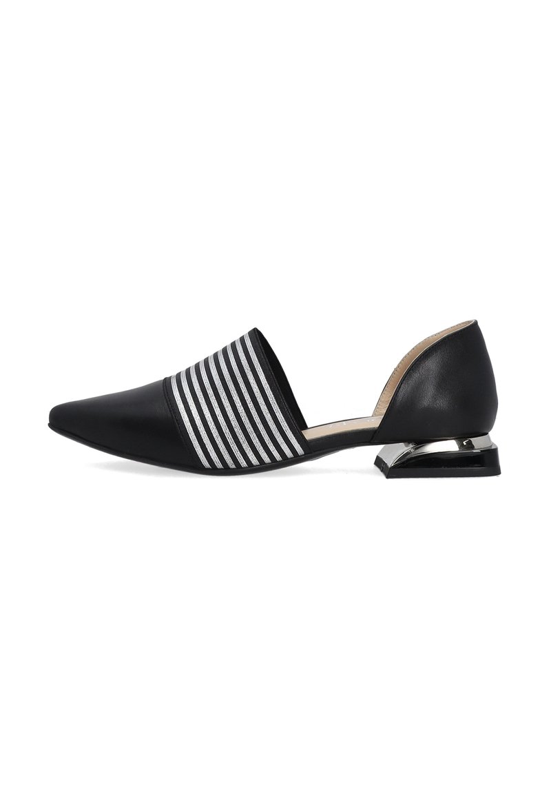 Schwarze, spitz zulaufende d'Orsay-Ballettschuhe mit gestreiftem Textil-Obermaterial und metallic Akzentabsatz. Glattes Leder an der Rückseite und an den Seiten; im Slip-On-Design.