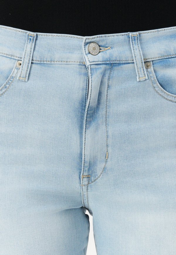 SYLVIA  - Jeans Skinny Fit - denim ultra light3