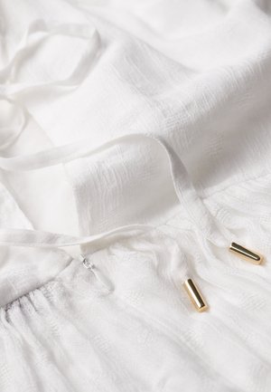 Superdry & Co, EMBROIDERED  - Buksedragter - off white