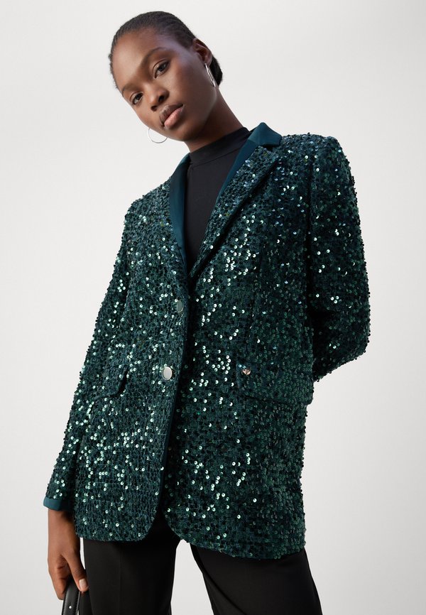 LALA - Short coat - dark pine4