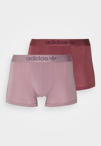 magic mauve/quiet crimson