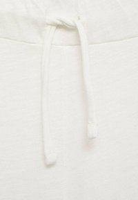 Thumbnail Image 6