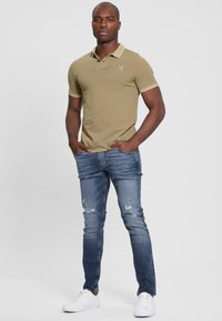 Guess CLASSIQUE - Polo marškinėliai - vert