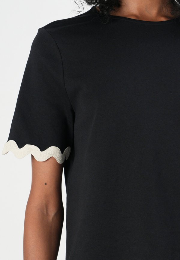 VICALISA O-NECK - Print T-shirt4