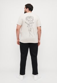 Jack & Jones JJMYSTIC TEE CREW NECK - Print T-shirt - moonbeam
