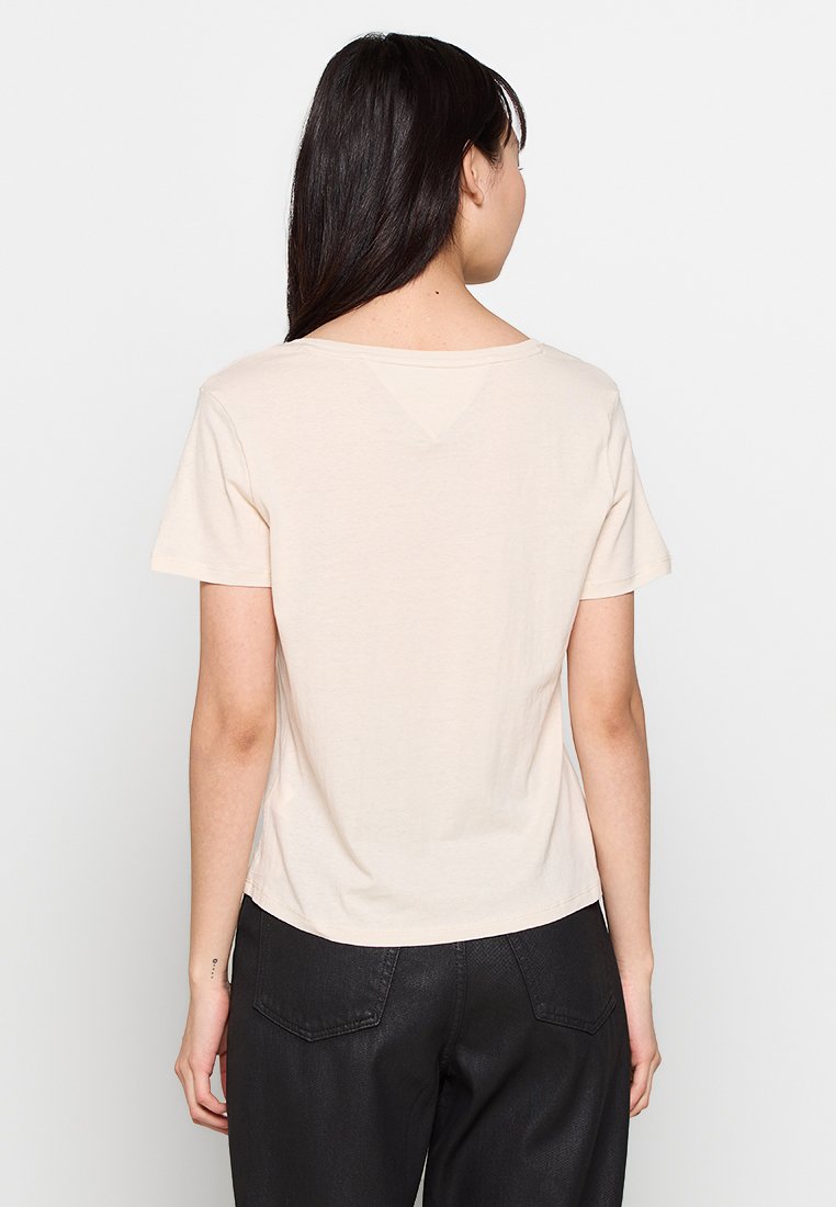 Tommy Jeans T-shirt basic - Zdjęcie 2